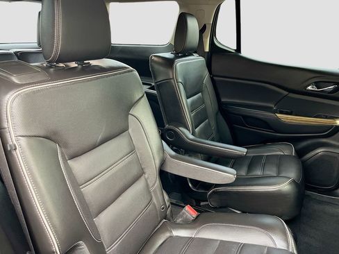 Used 2019 GMC Acadia Denali w/ Technology Package AWD/4WD image 30