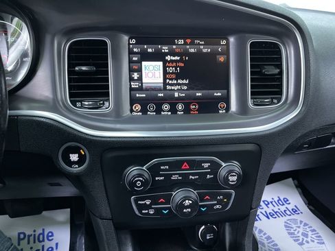 Used 2021 Dodge Charger SXT image 21