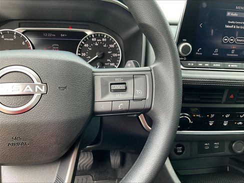 Certified 2025 Nissan Rogue S AWD/4WD image 14