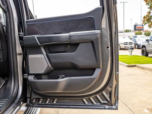 Used 2025 Ford F150 Platinum AWD/4WD image 40