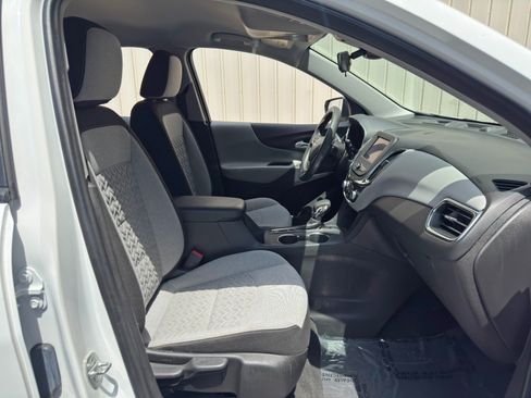 Used 2024 Chevrolet Equinox LS w/ LS Convenience Package AWD/4WD image 14