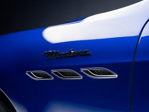 Used 2022 Maserati Ghibli Modena image 23