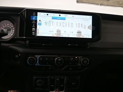 New 2024 Jeep Wrangler Unlimited Sport image 17