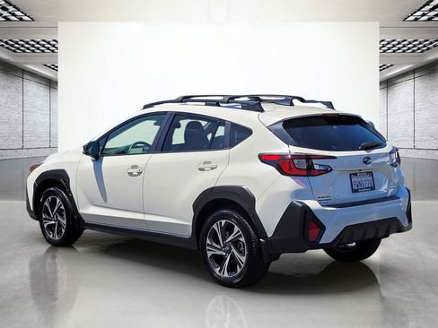 Certified 2025 Subaru Crosstrek 2.5i Premium AWD/4WD image 9