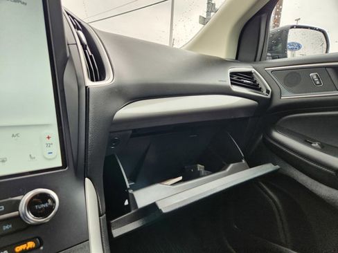 Certified 2024 Ford Edge SEL w/ Convenience Package image 14