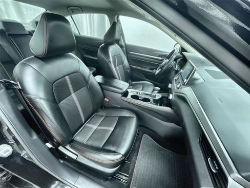 Used 2024 Nissan Altima 2.5 SR image 27