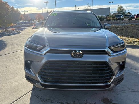 Used 2026 Toyota Grand Highlander Limited image 2