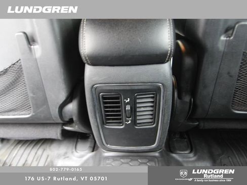 Used 2016 Dodge Durango SXT w/ Blacktop Package image 39