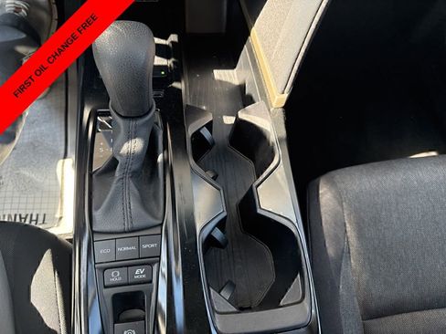 Used 2025 Toyota Camry LE FWD image 17