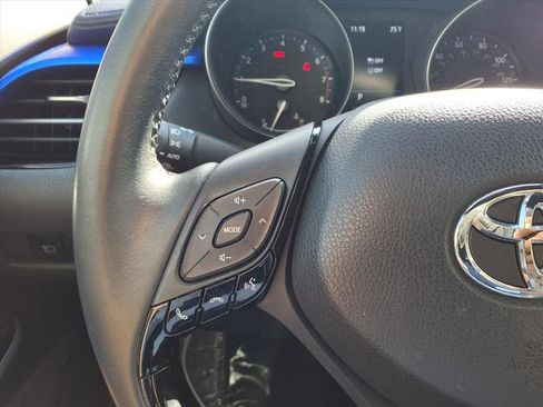 Used 2021 Toyota C-HR image 12