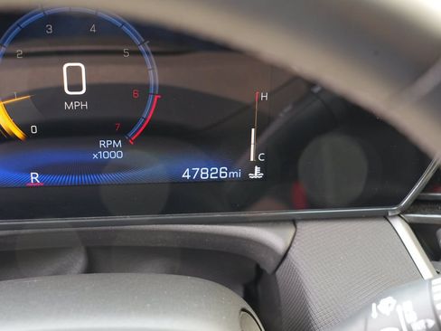 Used 2024 Chevrolet TrailBlazer LT w/ LT Cold Weather Package FWD image 37