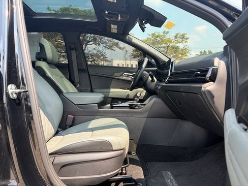 Certified 2025 Kia Sportage X-Line w/ Premium Package AWD/4WD image 12