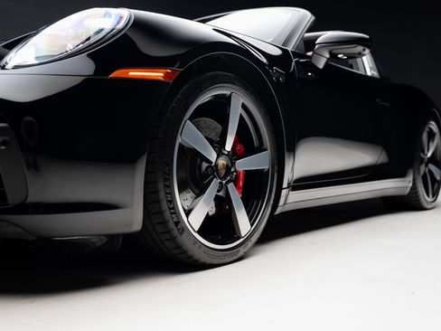 Used 2021 Porsche 911 Targa 4S AWD/4WD image 77