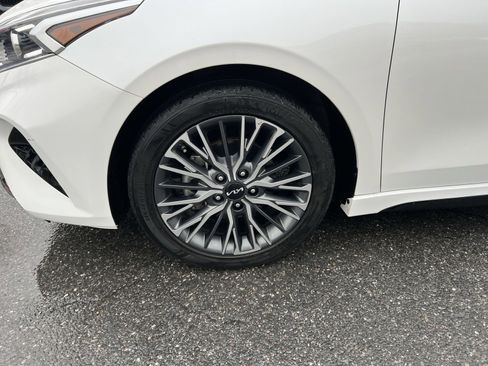 Used 2023 Kia Forte GT-Line w/ GT-Line Premium Package image 12