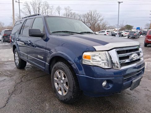 Used 2008 Ford Expedition XLT image 3