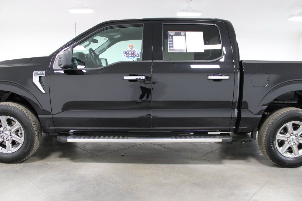 Used 2025 Ford F150 XLT w/ Equipment Group 301A Standard AWD/4WD image 6