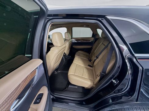Used 2020 Cadillac XT5 Premium Luxury w/ Platinum Package AWD/4WD image 26