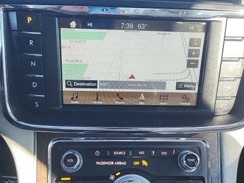 Used 2018 Lincoln Continental Reserve AWD/4WD image 8