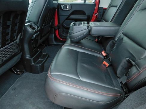 Used 2018 Jeep Wrangler Unlimited Rubicon w/ Dual Top Group image 20