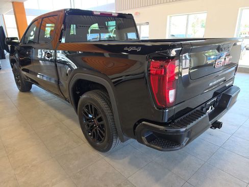 Used 2024 GMC Sierra 1500 Elevation AWD/4WD image 11
