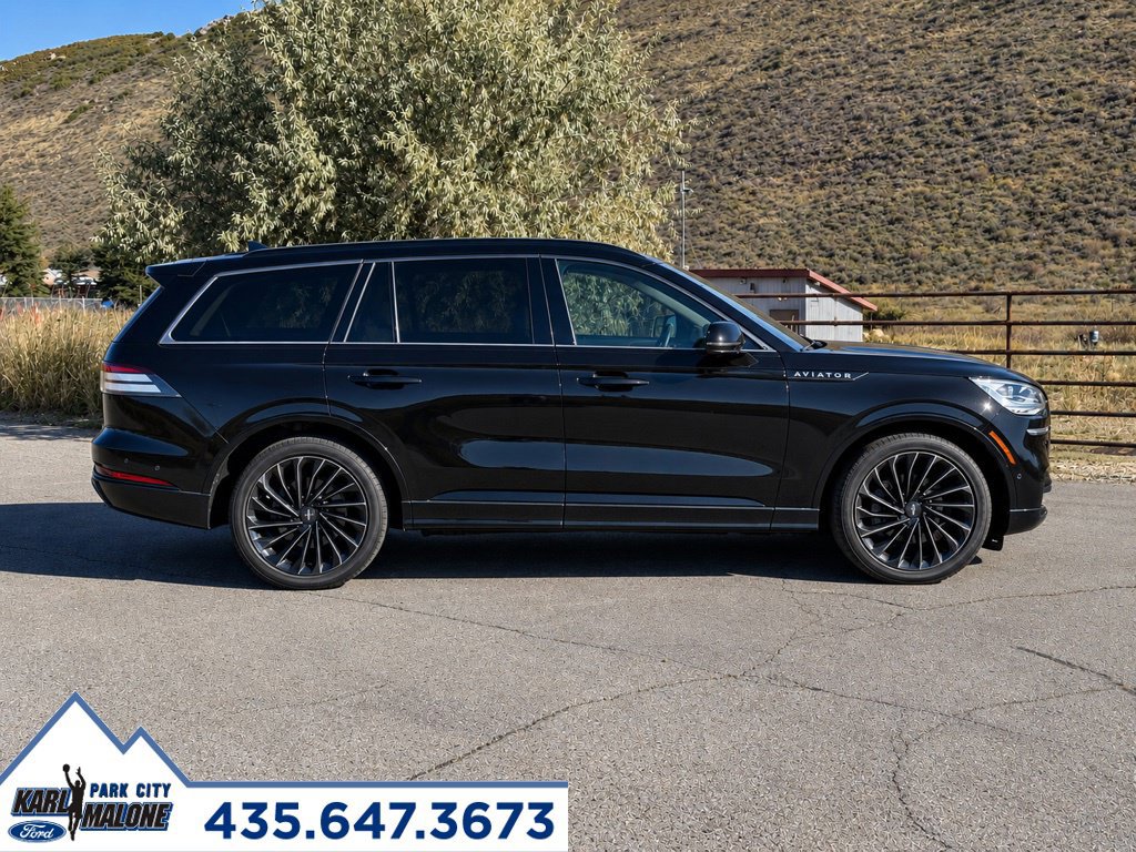Used 2023 Lincoln Aviator Reserve w/ Equipment Group 201A AWD/4WD image 6