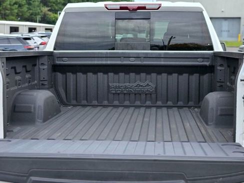 Used 2024 Chevrolet Silverado 1500 High Country w/ Technology Package image 31