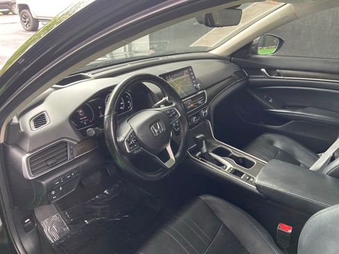 Used 2018 Honda Accord Touring image 35