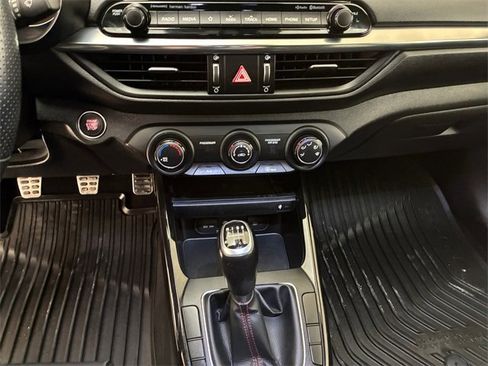 Used 2021 Kia Forte GT image 21