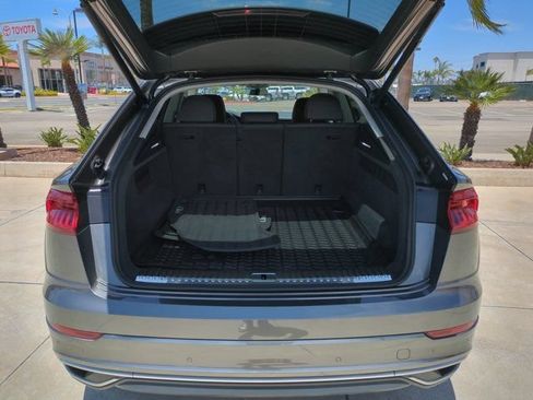 Used 2019 Audi Q8 Premium Plus AWD/4WD image 31