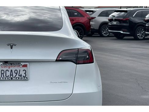 Used 2025 Tesla Model Y Long Range AWD/4WD image 17
