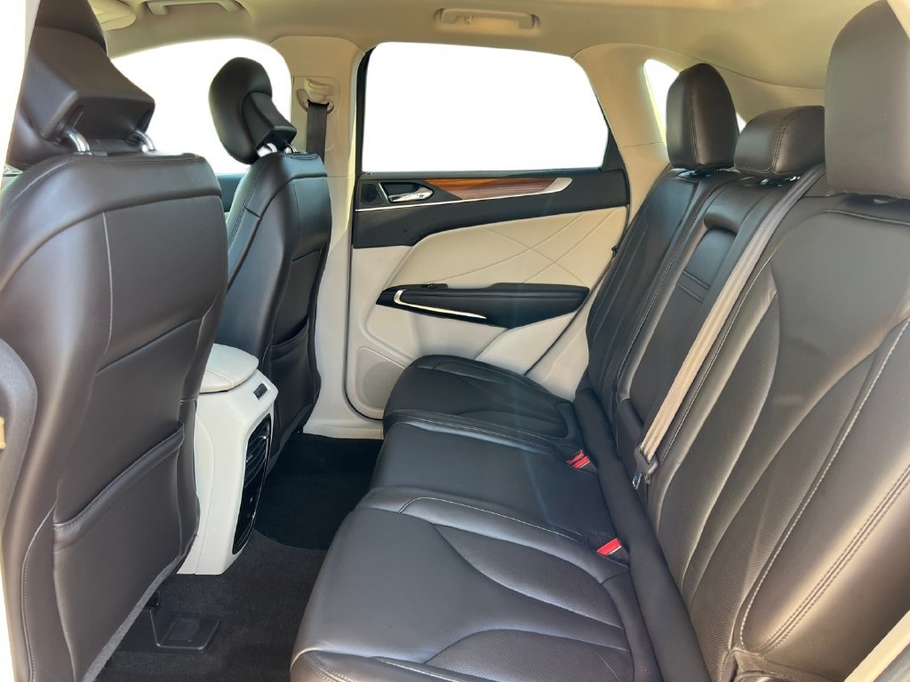 Used 2019 Lincoln MKC Select w/ Select Plus Package AWD/4WD image 7