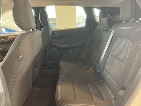 Used 2025 Ford Escape Active image 24