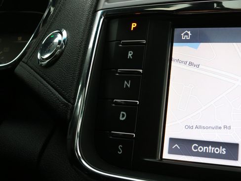 Used 2020 Lincoln Continental Reserve image 48