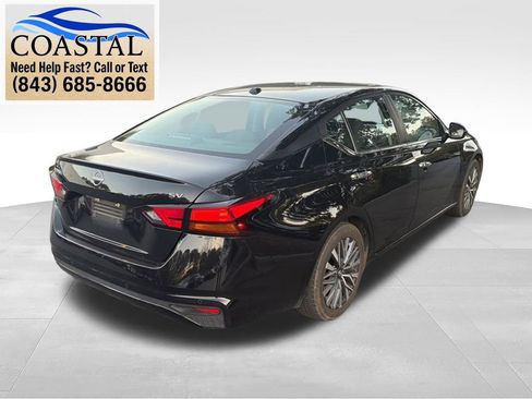 Certified 2024 Nissan Altima 2.5 SV FWD image 7