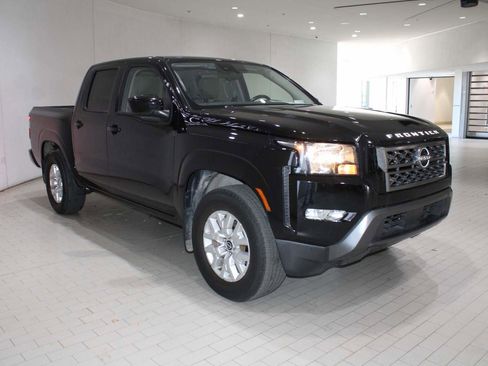 Used 2022 Nissan Frontier SV image 5