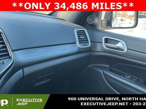 Used 2022 Jeep Grand Cherokee Laredo X image 20