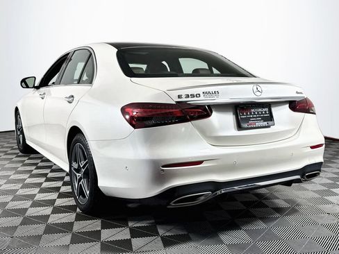 Used 2022 Mercedes-Benz E 350 4MATIC Sedan image 5