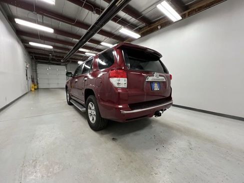 Used 2010 Toyota 4Runner 4WD image 6