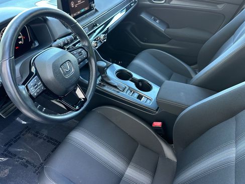 Used 2024 Honda Civic Sport image 4