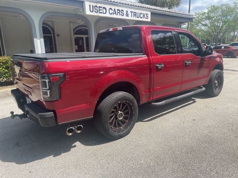 Used 2015 Ford F150 XLT image 3