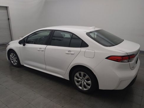 Used 2025 Toyota Corolla LE FWD image 3