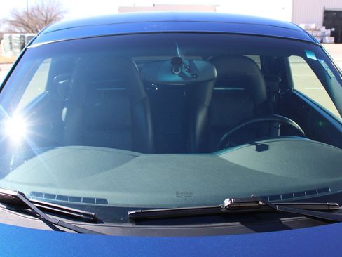 Used 2005 Chevrolet SSR w/ Preferred Equipment Group image 26