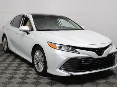 Used 2020 Toyota Camry XLE