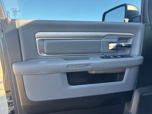 Used 2019 RAM 1500 Classic Warlock image 22
