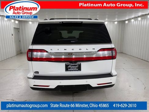 Used 2020 Lincoln Navigator Black Label w/ Cargo Convenience Package AWD/4WD image 4