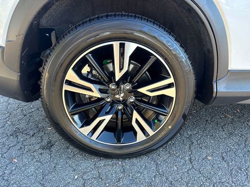 Used 2025 Mitsubishi Eclipse Cross SE image 17