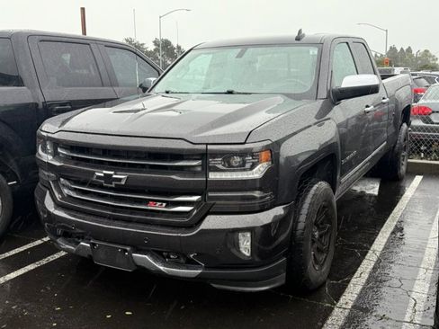 Used 2016 Chevrolet Silverado 1500 LTZ Z71 w/ LTZ Plus Package image 2