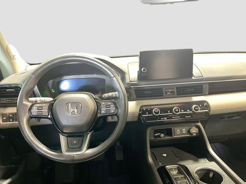 Used 2024 Honda Pilot Elite image 24