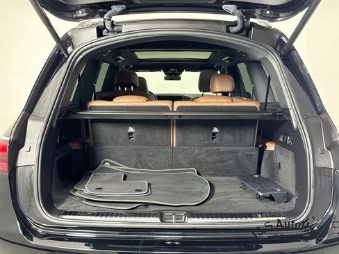 Used 2024 Mercedes-Benz GLS 450 4MATIC w/ Pinnacle Trim Package image 34