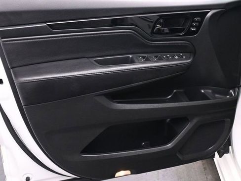 Used 2023 Honda Odyssey Elite image 9